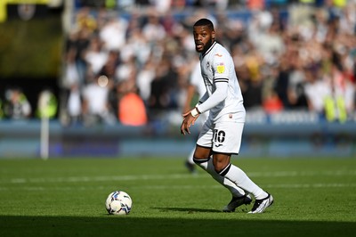 171021 - Swansea City v Cardiff City - Sky Bet Championship - Olivier Ntcham of Swansea City 