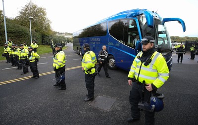 171021 - Swansea City v Cardiff City, EFL Sky Bet Championship - A large police presence at the ground as the Cardiff City team coach arrives at the stadium