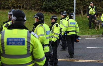 171021 - Swansea City v Cardiff City, EFL Sky Bet Championship - A large police presence at the ground as the Cardiff City team and fans are due to arrive