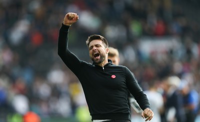 171021 - Swansea City v Cardiff City, EFL Sky Bet Championship - Swansea City head coach Russell Martin celebrates at the end of the match