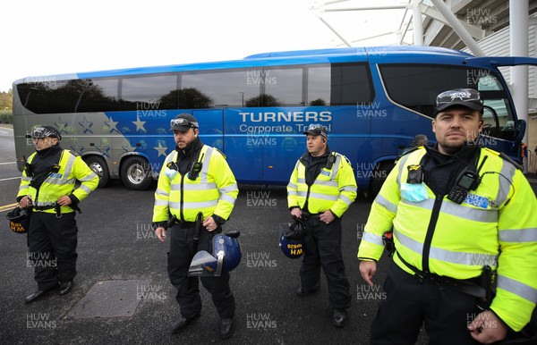 171021 - Swansea City v Cardiff City, EFL Sky Bet Championship - A large police presence at the ground as the Cardiff City team coach arrives at the stadium