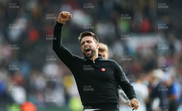 171021 - Swansea City v Cardiff City, EFL Sky Bet Championship - Swansea City head coach Russell Martin celebrates at the end of the match