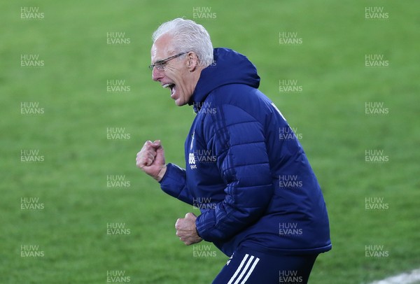 200321 Swansea City v Cardiff City, Sky Bet Championship - Cardiff City manager Mick McCarthy celebrates on the final whistle