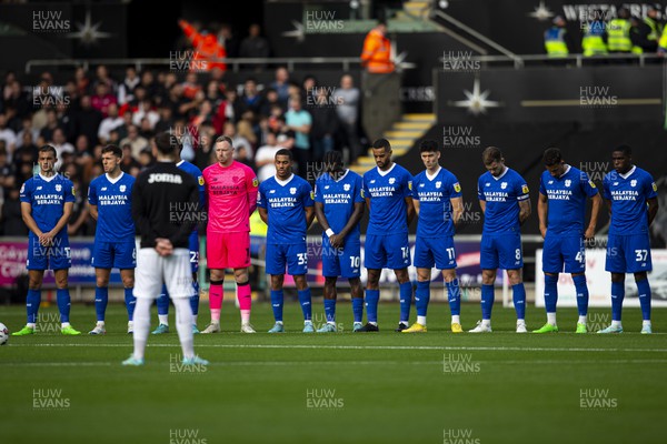 231022 - Swansea City v Cardiff City - Sky Bet Championship - A minutes applause for the Aberfan disaster ahead of kick off
