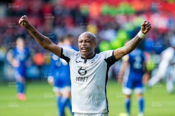 271019 - Swansea City v Cardiff City - SkyBet Championship - Andre Ayew of Swansea City Celebrates after the final whistle