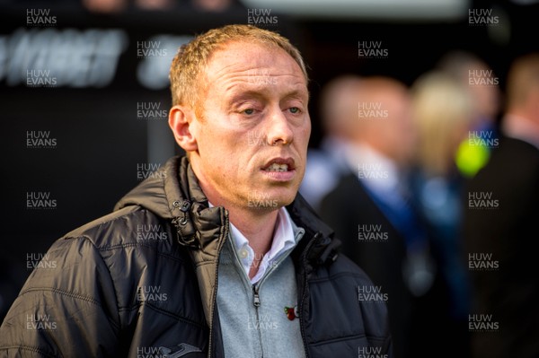 271019 - Swansea City v Cardiff City - SkyBet Championship - Swansea City Manager Steve Cooper looks on 