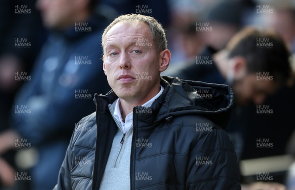 271019 - Swansea City v Cardiff City - SkyBet Championship - Swansea City Manager Steve Cooper