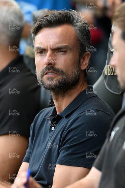 010826 - Swansea City v CD Leganes - Preseason Friendly - Leganes Manager, Ruben Albes