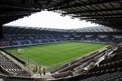 Swansea City v Charlton Athletic 020526