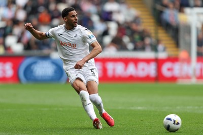 020526 - Swansea City v Charlton Athletic - Sky Bet Championship - Ben Cabango of Swansea City passes the ball