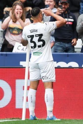 020526 - Swansea City v Charlton Athletic - Sky Bet Championship - Adam Idah of Swansea City celebrates scoring his teams first goal