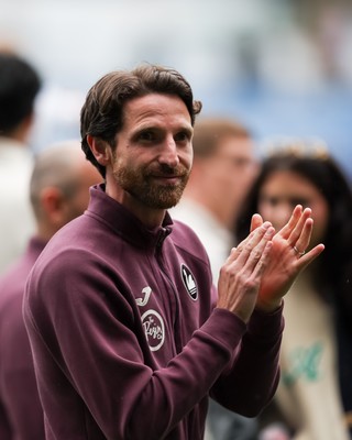 020526 - Swansea City v Charlton Athletic - Sky Bet Championship - Joe Allen Coach of Swansea City applauds the fans at full time