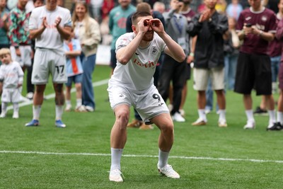 020526 - Swansea City v Charlton Athletic - Sky Bet Championship - Zan Vipotnik of Swansea City celebrates at full time