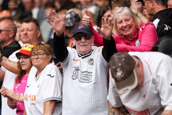 020526 - Swansea City v Charlton Athletic - Sky Bet Championship - Fans of Swansea City