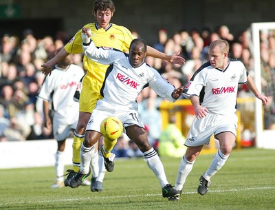 290105 - Swansea City v Chester City - League Two - Swansea's Adrian Forbes keeps possession