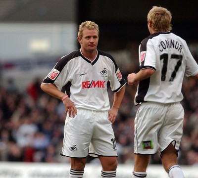 290105 - Swansea City v Chester City - League Two - Swansea's Lee Trundle looks on in disbelief as his strike somehow finds the back of the net