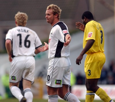 290105 - Swansea City v Chester City - League Two - Swansea's Lee Trundle is shocked as his strike somehow finds the back of the net for his sides third