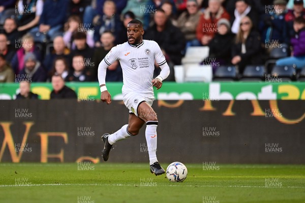 050322 - Swansea City v Coventry City - Sky Bet Championship - Olivier Ntcham of Swansea City in action 