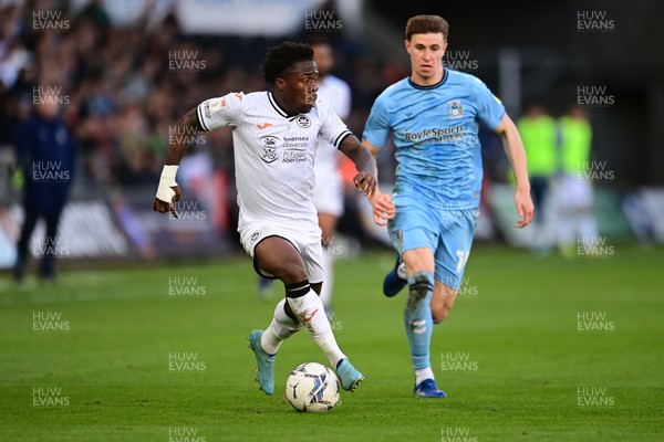 050322 - Swansea City v Coventry City - Sky Bet Championship - Michael Obafemi of Swansea City in action 
