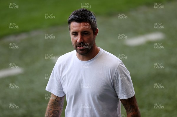 120825 - Swansea City v Crawley Town, Carabao Cup - Swansea City Manager Alan Sheehan 