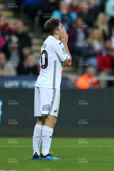 280818 - Swansea City v Crystal Palace - Carabao Cup - A frustrated Daniel James of Swansea City