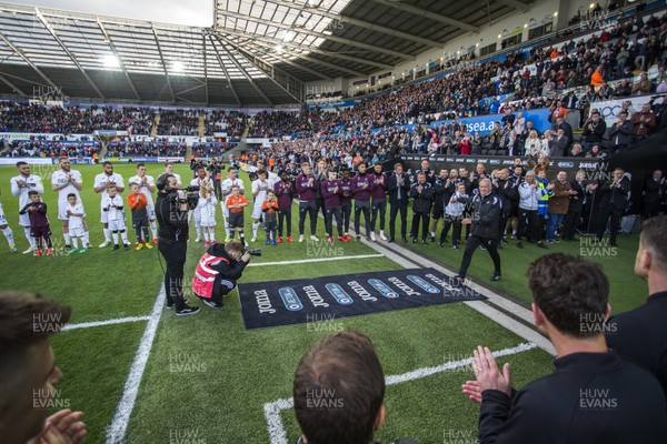 010519 - Swansea City v Derby County - SkyBet Championship - Swansea City legend Alan Curtis says is given a guard of honour for his last home game as part of the coaching staff