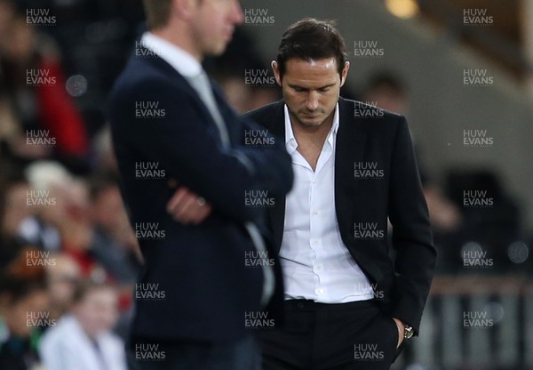 010519 - Swansea City v Derby County - SkyBet Championship - Dejected Derby County Manager Frank Lampard