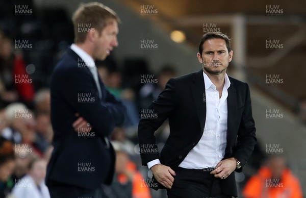 010519 - Swansea City v Derby County - SkyBet Championship - Dejected Derby County Manager Frank Lampard