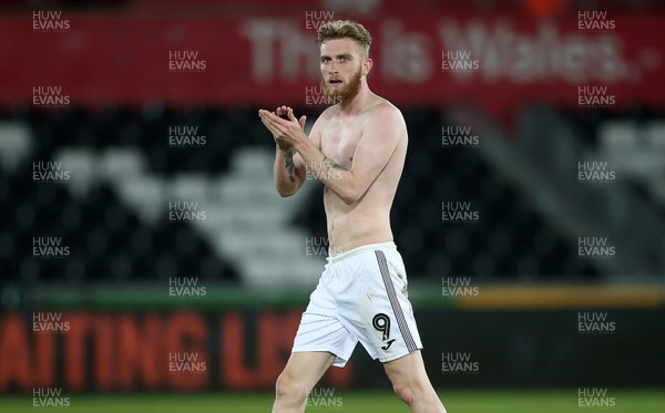 010519 - Swansea City v Derby County - SkyBet Championship - Oli McBurnie of Swansea City at full time
