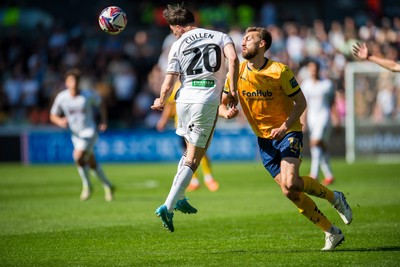 050425 - Swansea City v Derby County - Sky Bet Championship - Liam Cullen of Swansea City wins the header