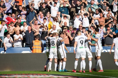 050425 - Swansea City v Derby County - Sky Bet Championship - Jisung Eom of Swansea City celebrates his goal