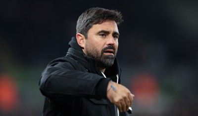 251125 - Swansea City v Derby County, EFL Sky Bet Championship - New Swansea City head coach Vítor Matos reacts during his first match in charge
