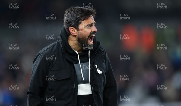 251125 - Swansea City v Derby County, EFL Sky Bet Championship - New Swansea City head coach Vítor Matos reacts during his first match in charge