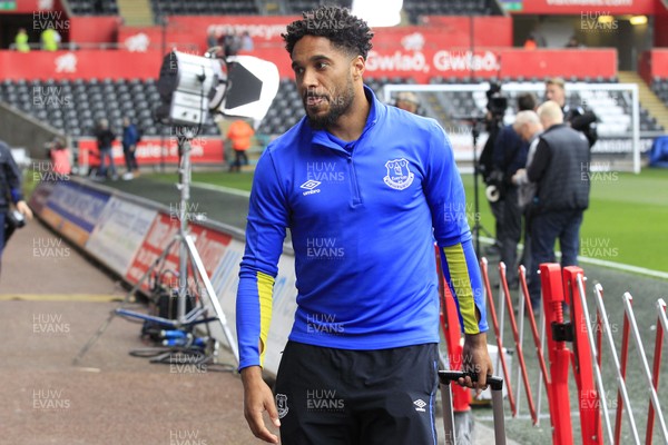 060517 - Swansea City v Everton, Premier League - Ashley Williams of Everton arrives before the match