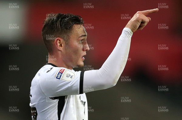 291119 - Swansea City v Fulham - SkyBet Championship - Connor Roberts of Swansea City