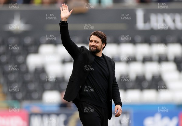 150423 - Swansea City v Huddersfield Town - SkyBet Championship - Swansea City Manager Russell Martin at full time