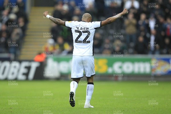 220220 - Swansea City v Huddersfield Town, Sky Bet Championship - Andre Ayew of Swansea City celebrates scoring his side's first goal