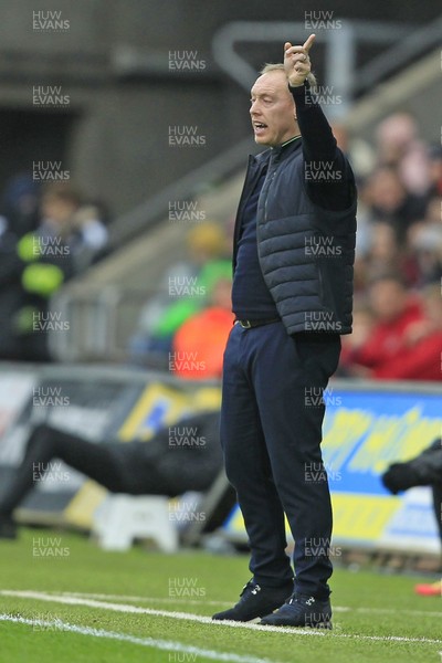 220220 - Swansea City v Huddersfield Town, Sky Bet Championship - Swansea City Manager Steve Cooper during the match