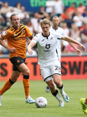 030819 - Swansea City v Hull City, Sky Bet Championship - George Byers of Swansea City looks to press forward