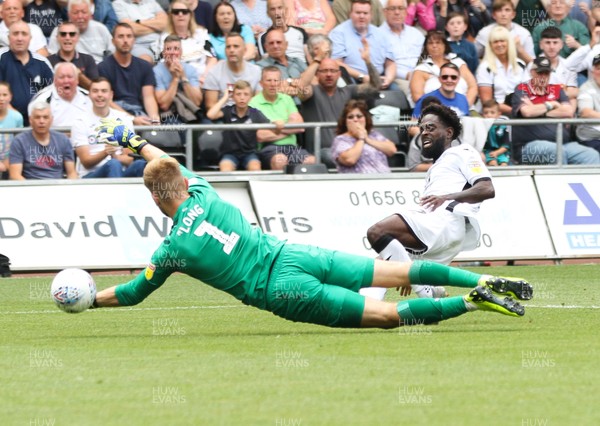 030819 - Swansea City v Hull City, Sky Bet Championship - Nathan Dyer of Swansea City sees Reece Burke of Hull City block his shot at goal