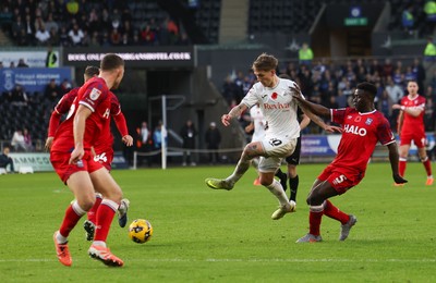 081125 - Swansea City v Ipswich Town, EFL Sky Bet Championship - Ethan Galbraith of Swansea City fies a shot at goal
