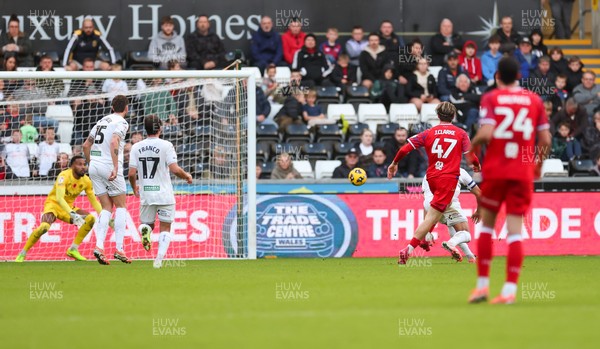 081125 - Swansea City v Ipswich Town, EFL Sky Bet Championship - Jack Clarke of Ipswich shoots to score goal