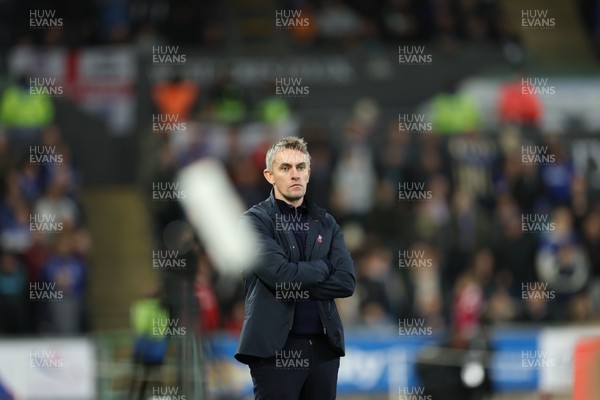081125 - Swansea City v Ipswich Town, EFL Sky Bet Championship - Swansea City head coach Alan Sheehan reacts during the match