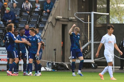041025 - Swansea City v Leicester City - Sky Bet Championship - Jordan James of Leicester City celebrates after scoring