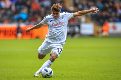 041025 - Swansea City v Leicester City - Sky Bet Championship - Gonçalo Franco of Swansea City
