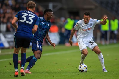 041025 - Swansea City v Leicester City - Sky Bet Championship - Ronald of Swansea City