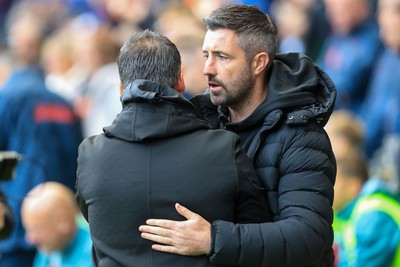 041025 - Swansea City v Leicester City - Sky Bet Championship - Swansea City Manager Alan Sheehan  and Leicester City Manager Martí Cifuentes