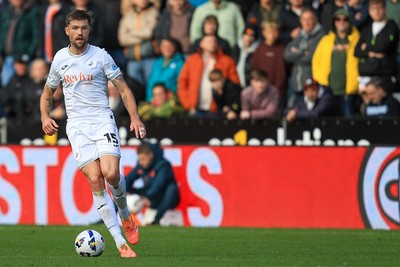 041025 - Swansea City v Leicester City - Sky Bet Championship - Cameron Burgess of Swansea City