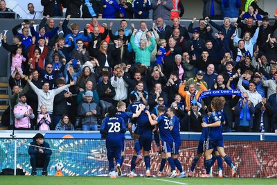 041025 - Swansea City v Leicester City - Sky Bet Championship - Jannik Vestergaard of Leicester City celebrates after scoring