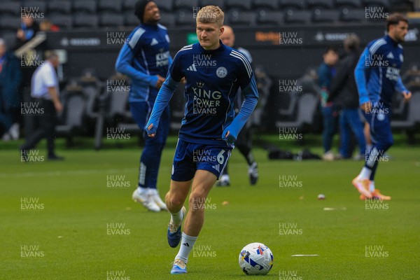 041025 - Swansea City v Leicester City - Sky Bet Championship - Jordan James of Leicester City warming up before game